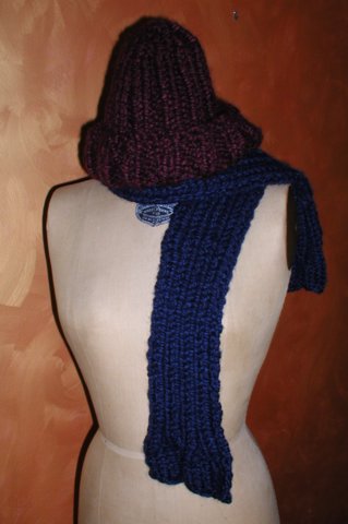 Early Knit Hat Scarf 2004