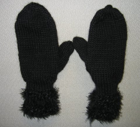 Pegs Mittens