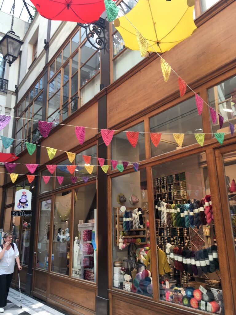 Lil Weasel Yarn Store, Paris, June 26, 2019