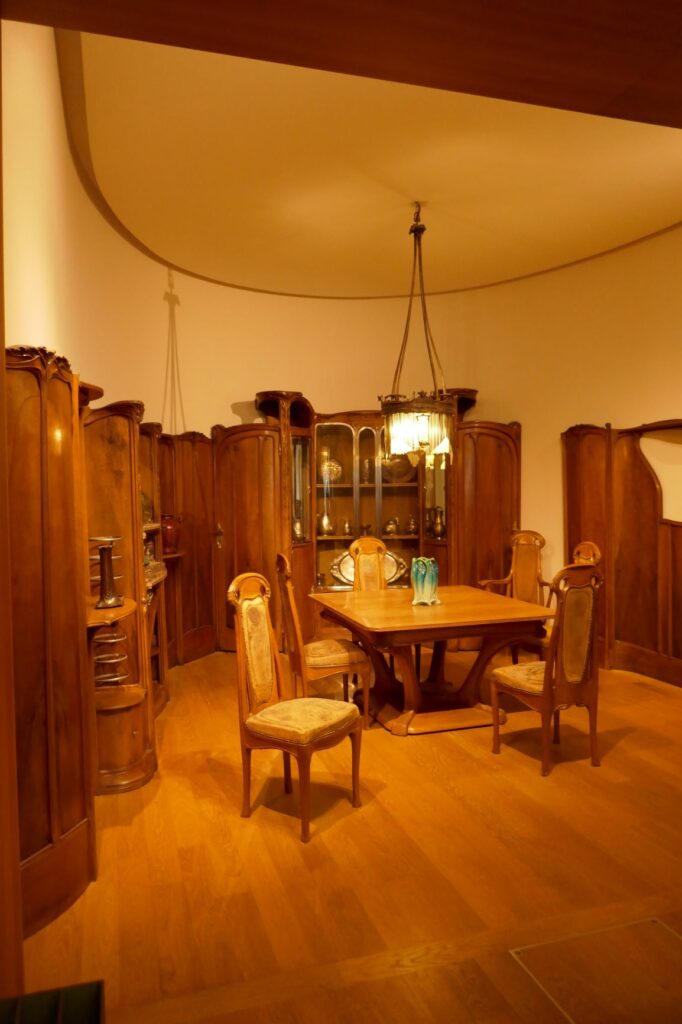 Art Nouveau Furniture, Petit Palais, Paris, June 29, 2019