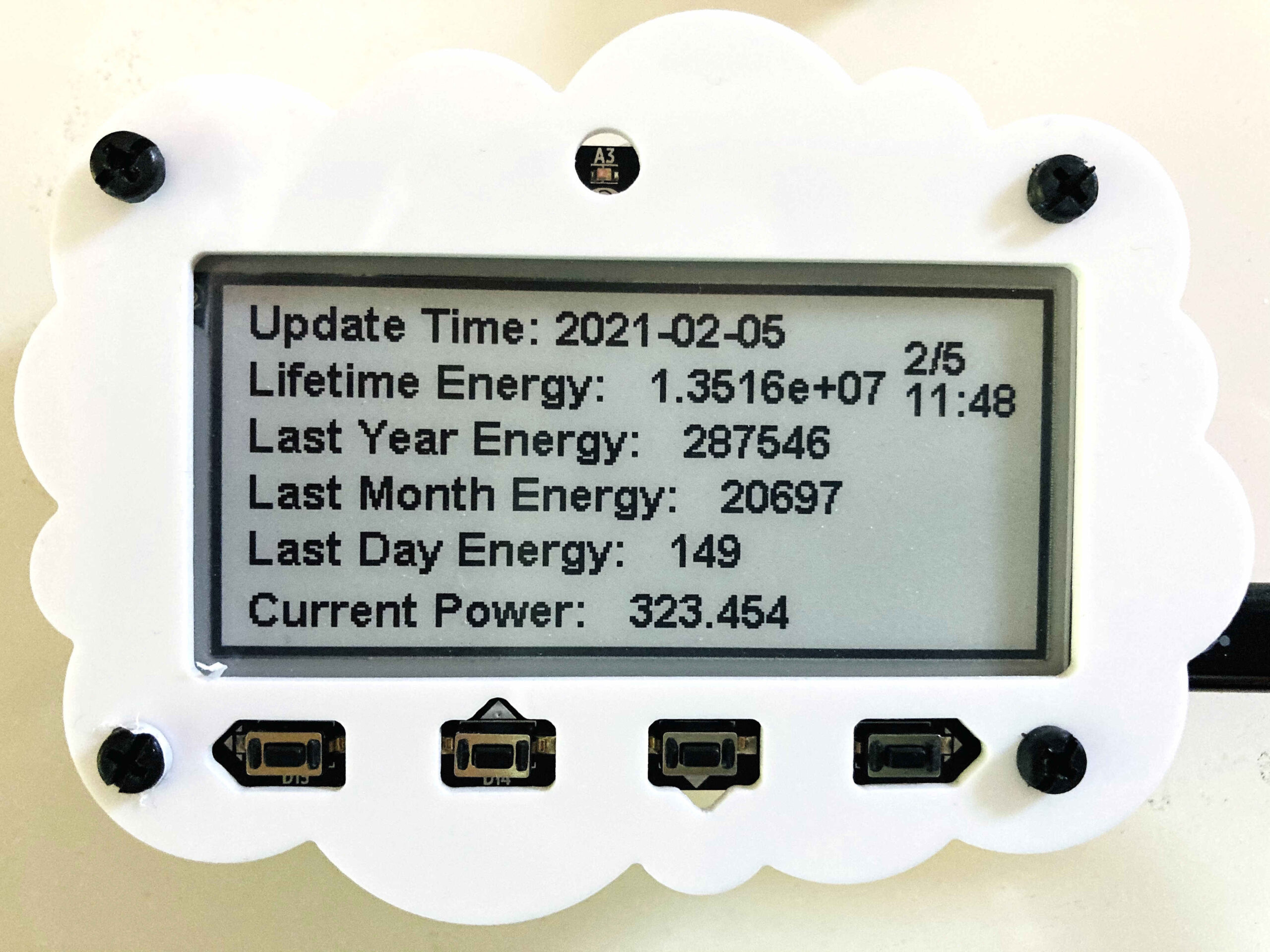 Solar Panel Tracker with Adafruit Magtag